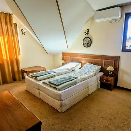 Mountain View At Emerald Daire